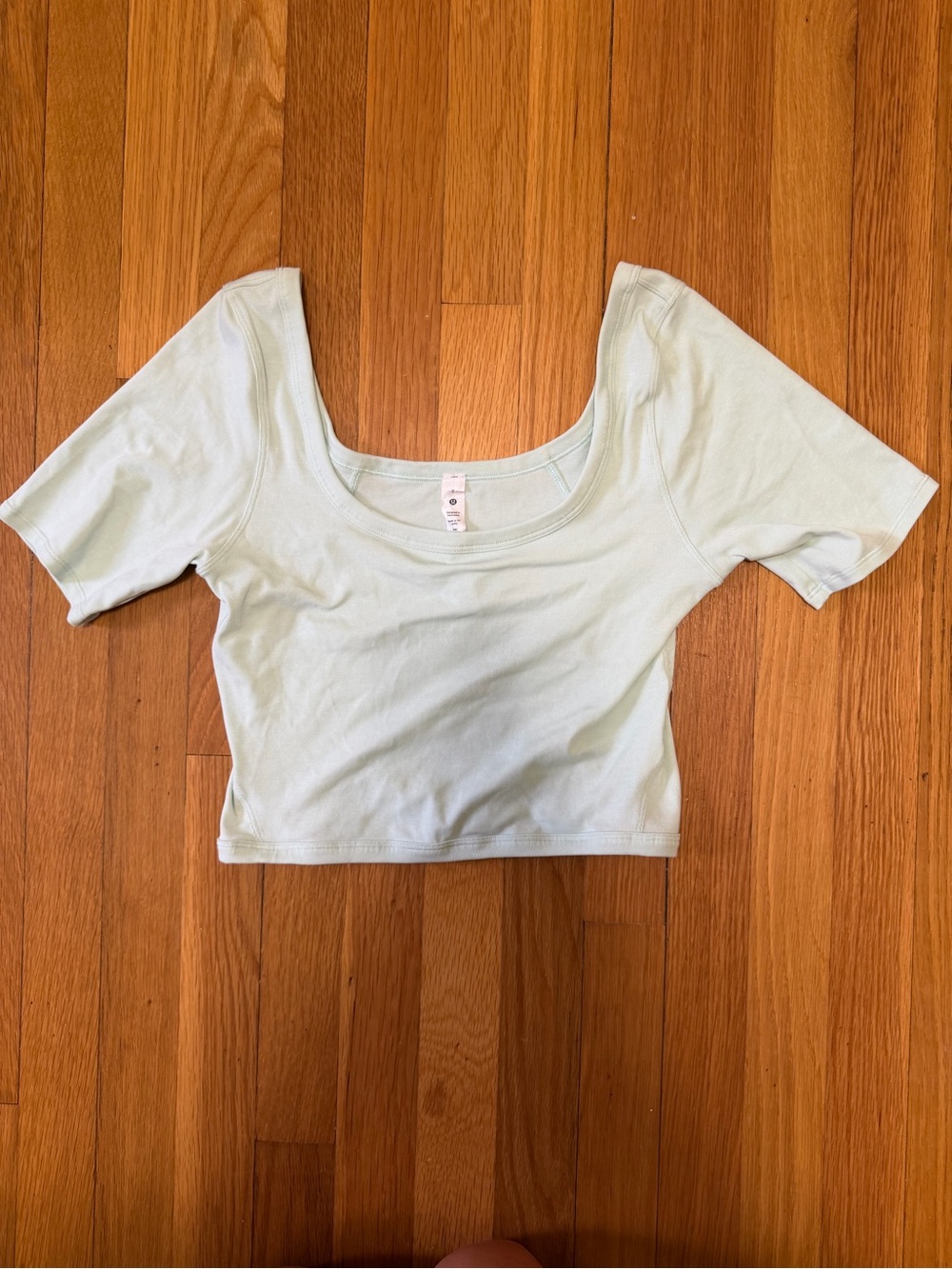lululemon athletica Scoop Neck Cropped Top - Mint